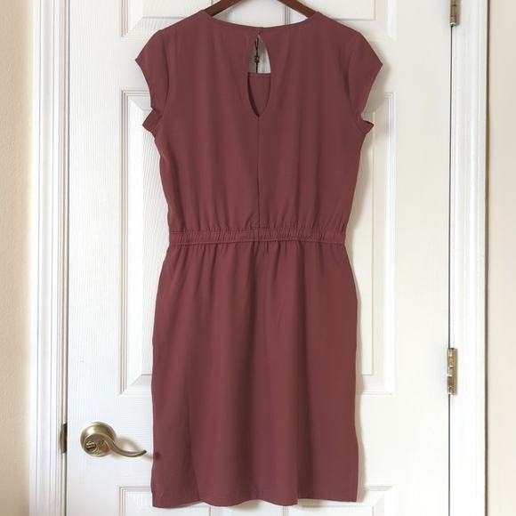 Avalanche Candace Short Sleeve Round Neck Keyhole Back Mini Dress Dark Pink S - Picture 11 of 13